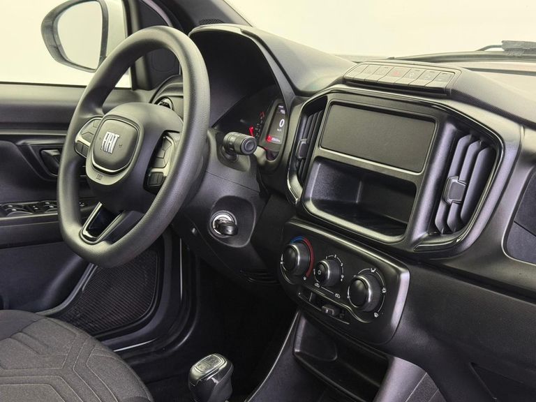 Fiat Strada Freedom 1.3 Flex 8V CD