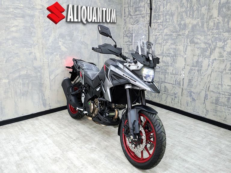 SUZUKI DL 1050 V-STROM 