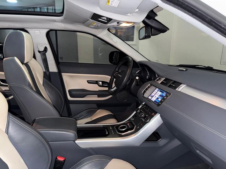 Land Rover LR Evoque Dynamic 5D