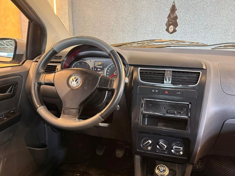 VolksWagen CROSSFOX 1.6 Mi Total Flex 8V 5p