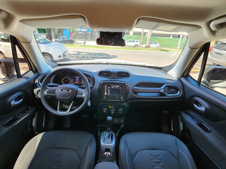 Jeep Renegade T270 1.3 TB 4x2 Flex Aut.