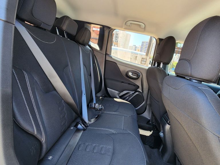 Jeep Renegade T270 1.3 TB 4x2 Flex Aut.