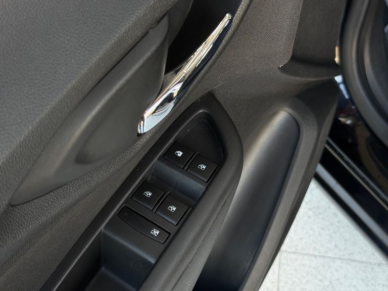 Chevrolet ONIX HATCH LTZ 1.4 8V FlexPower 5p Aut.