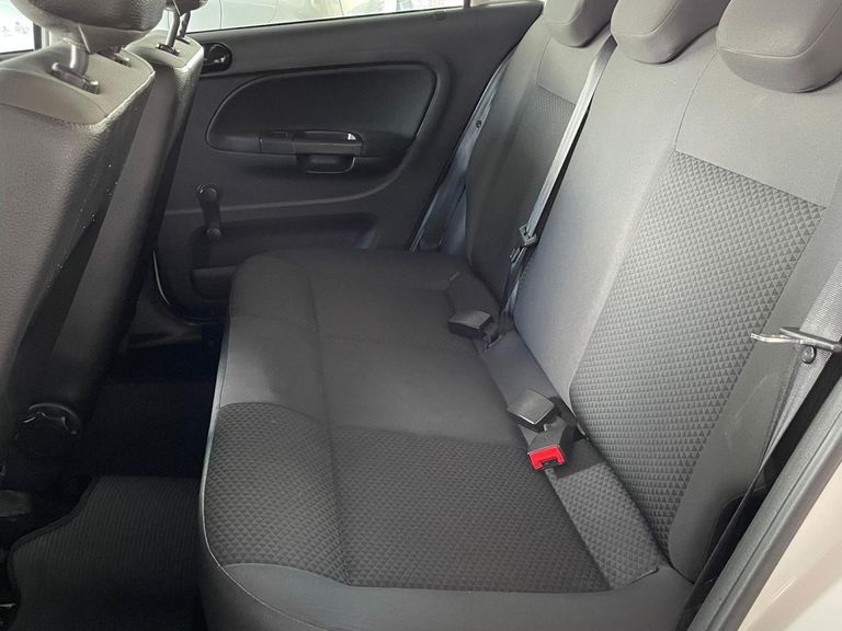 VolksWagen VOYAGE 1.0 Flex 12V 4p