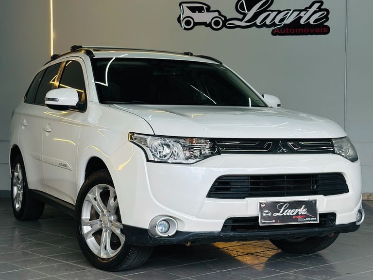 Mitsubishi OUTLANDER 2.0 16V 160cv Aut.