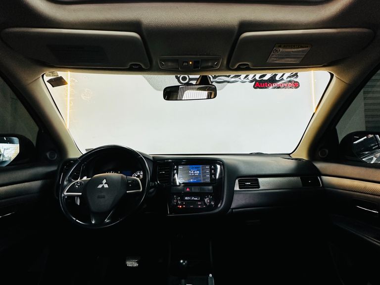 Mitsubishi OUTLANDER 2.0 16V 160cv Aut.