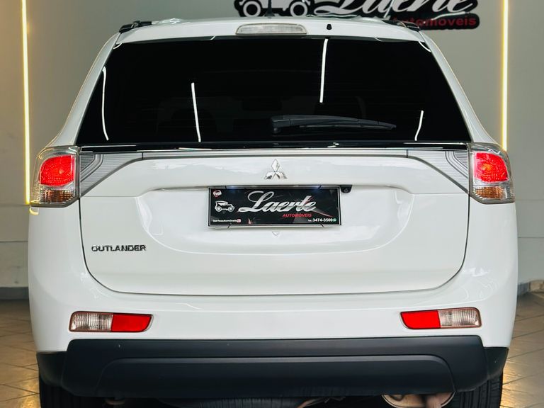 Mitsubishi OUTLANDER 2.0 16V 160cv Aut.