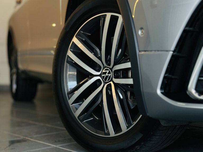 VolksWagen TIGUAN Allspac R-Line 300 TSI 2.0 