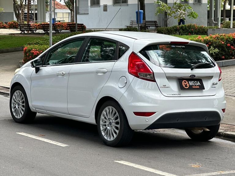 Ford Fiesta TIT./TIT.Plus 1.6 16V Flex Aut.