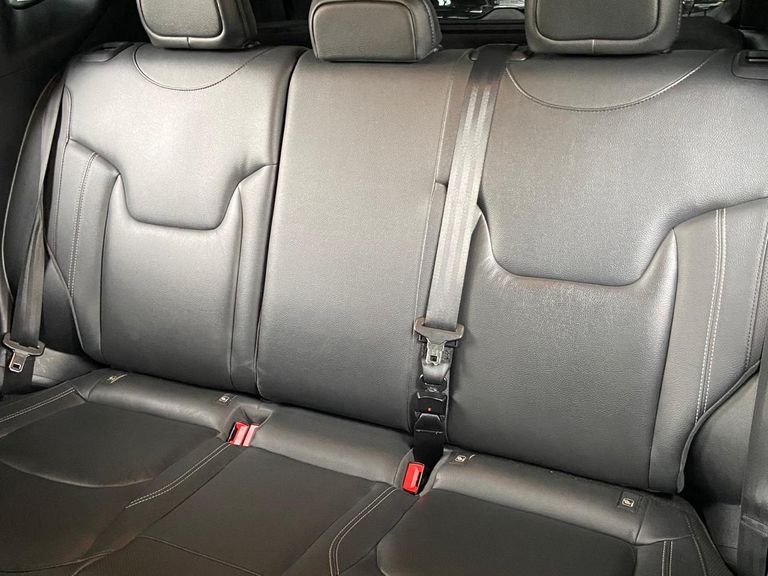 Jeep Renegade Longitude 1.8 4x2 Flex 16V Aut.