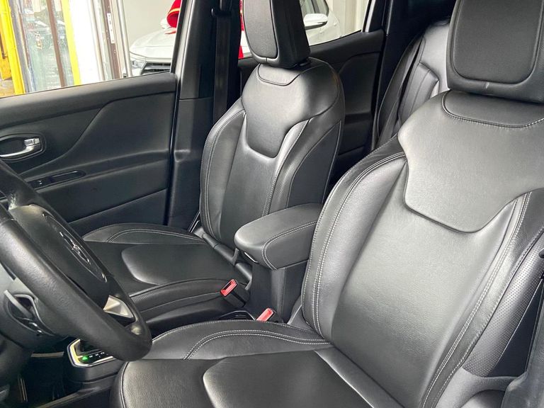 Jeep Renegade Longitude 1.8 4x2 Flex 16V Aut.