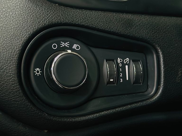 Jeep Renegade Long. T270 1.3 TB 4x2 Flex Aut.