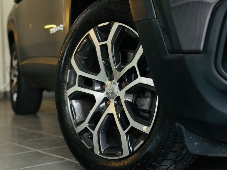 Jeep Renegade Long. T270 1.3 TB 4x2 Flex Aut.