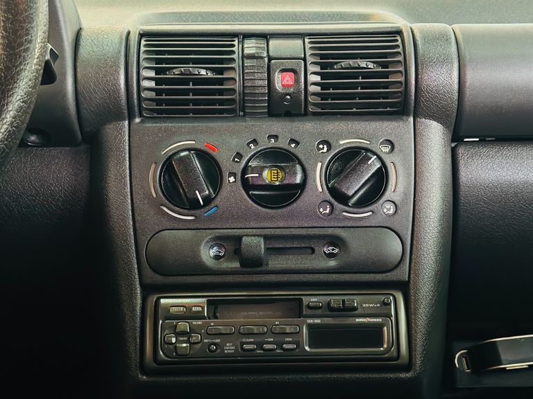 Chevrolet Corsa Sedan GL 1.6  MPFI 4p