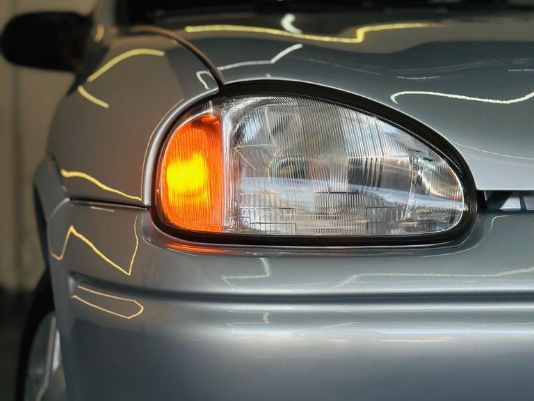 Chevrolet Corsa Sedan GL 1.6  MPFI 4p