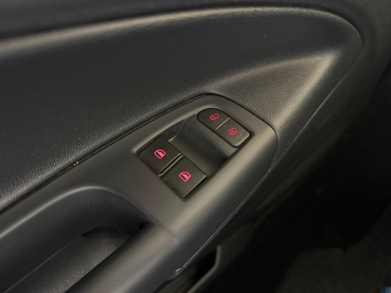 VolksWagen Saveiro Robust 1.6 Total Flex 16V 