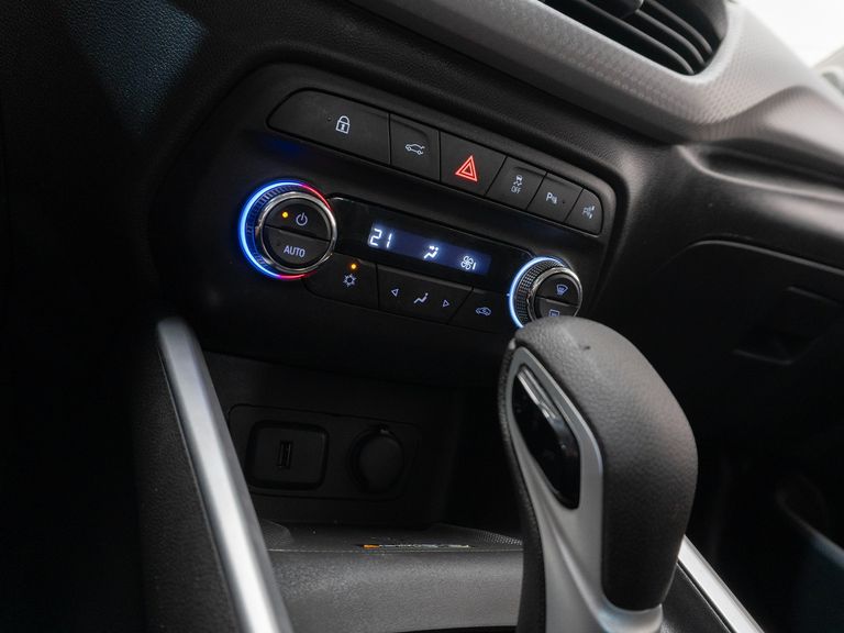 Chevrolet ONIX SED. Plus PREM. 1.0 12V TB Flex Aut