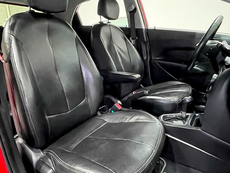 Hyundai HB20X Premium 1.6 Flex 16V Aut.