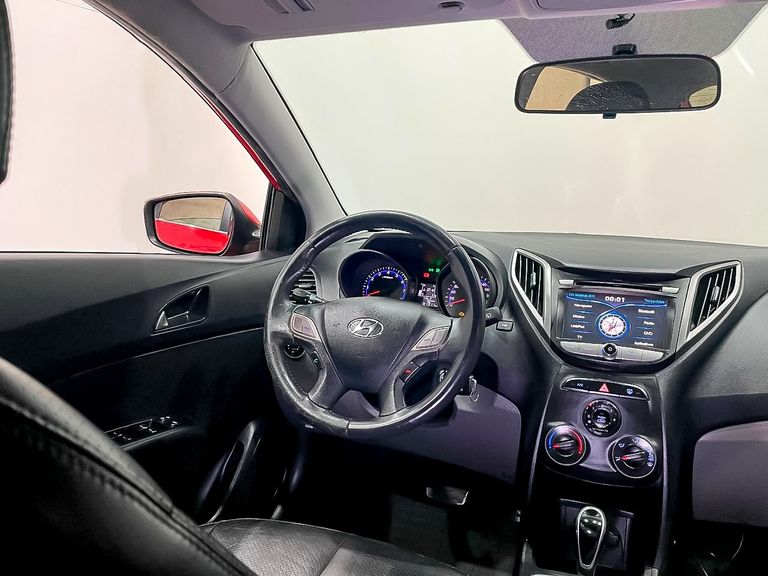 Hyundai HB20X Premium 1.6 Flex 16V Aut.