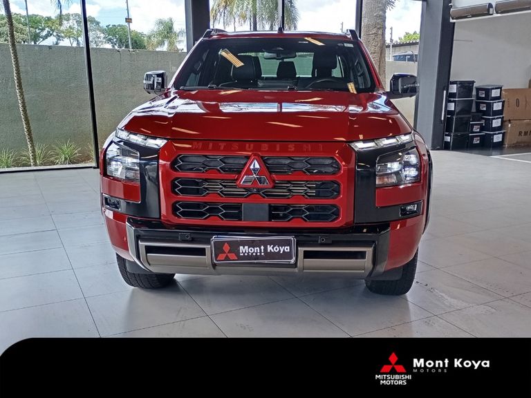 Mitsubishi Triton Katana 2.4 CD 4x4 TB Diesel Aut.