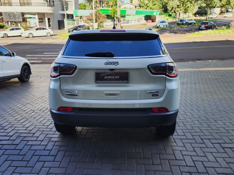 Jeep COMPASS LONGITUDE 2.0 4x4 Dies. 16V Aut.