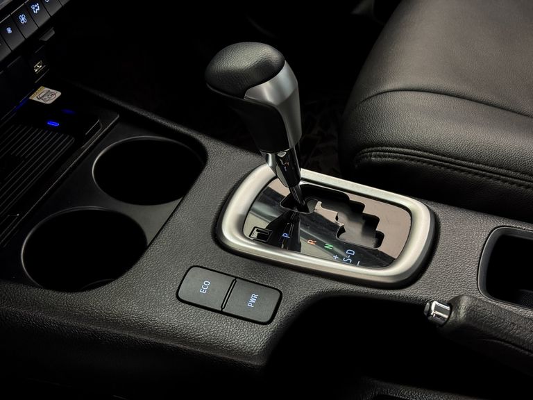 Toyota Hilux CD SR 4x4 2.8 TDI Diesel Aut.