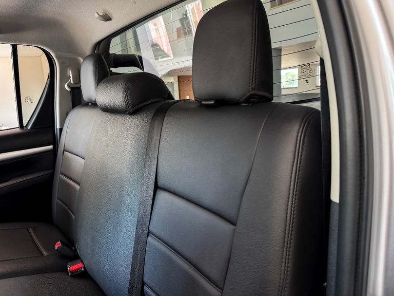 Toyota Hilux CD SR 4x4 2.8 TDI Diesel Aut.