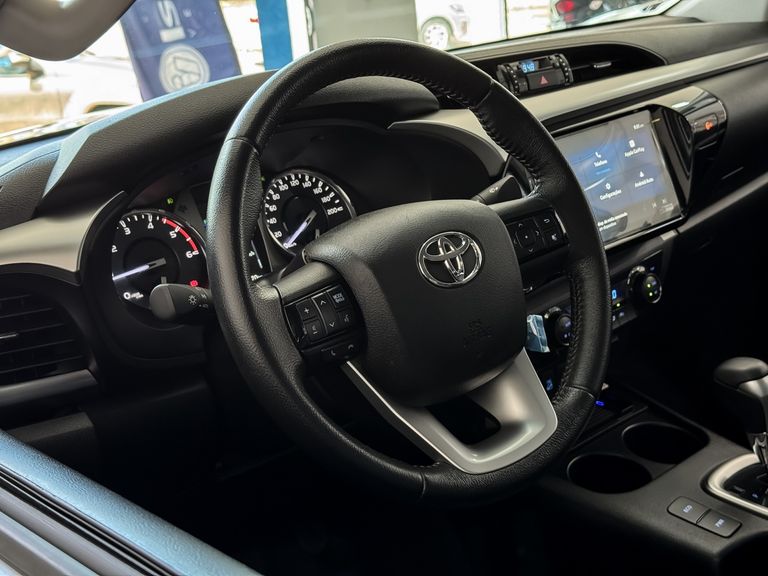 Toyota Hilux CD SR 4x4 2.8 TDI Diesel Aut.