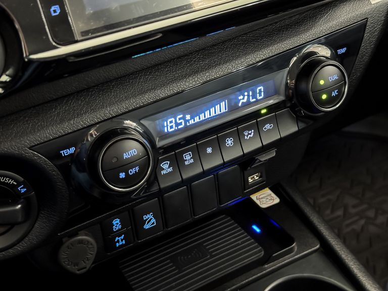 Toyota Hilux CD SR 4x4 2.8 TDI Diesel Aut.