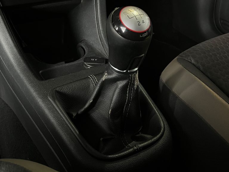 VolksWagen up! cross 1.0 TSI Total Flex 12V 5p