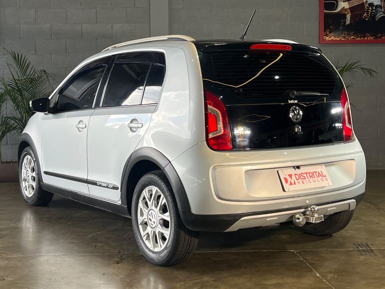 VolksWagen up! cross 1.0 TSI Total Flex 12V 5p