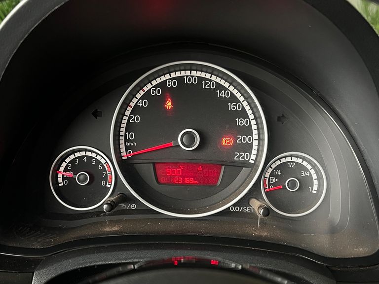 VolksWagen up! cross 1.0 TSI Total Flex 12V 5p