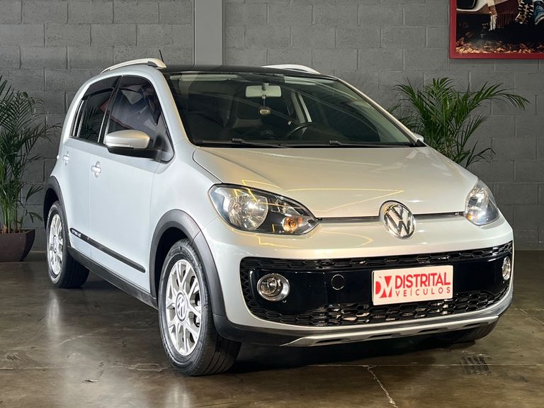 VolksWagen up! cross 1.0 TSI Total Flex 12V 5p