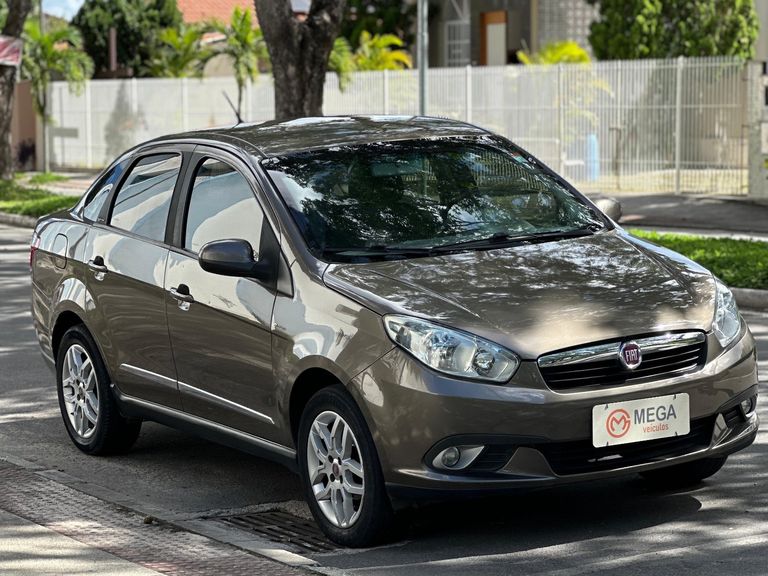 Fiat Grand Siena ESSENCE Dual. 1.6 Flex 16V