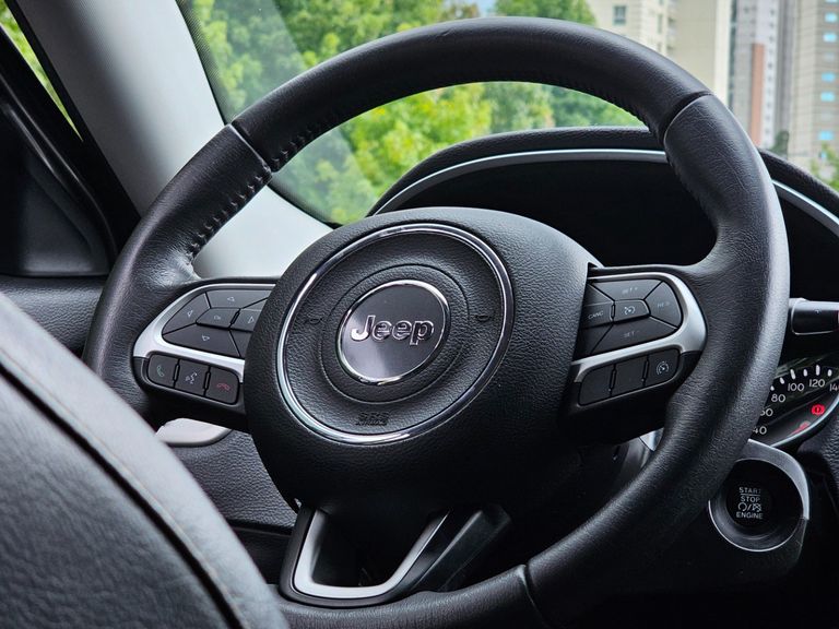 Jeep COMPASS LONGITUDE 2.0 4x2 Flex 16V Aut.