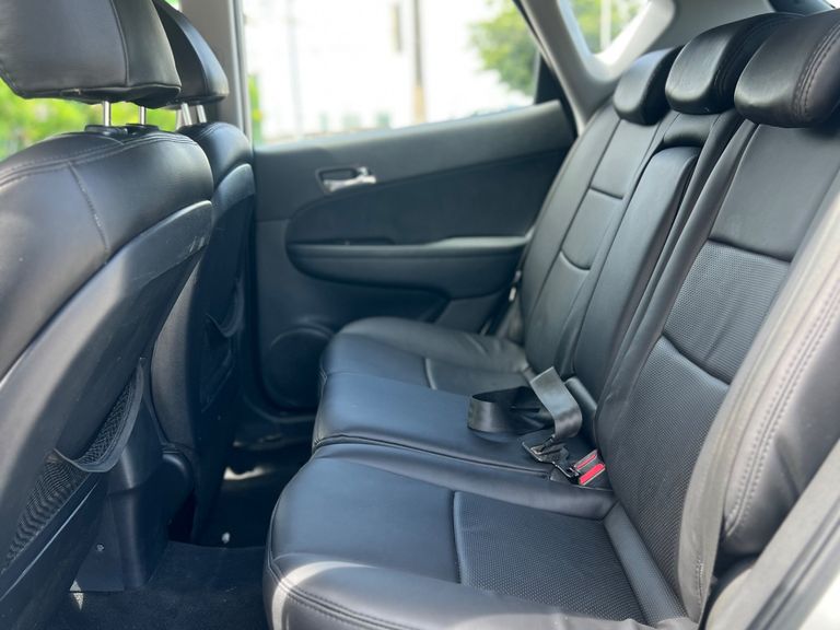 Hyundai i30 2.0 16V 145cv 5p Aut.