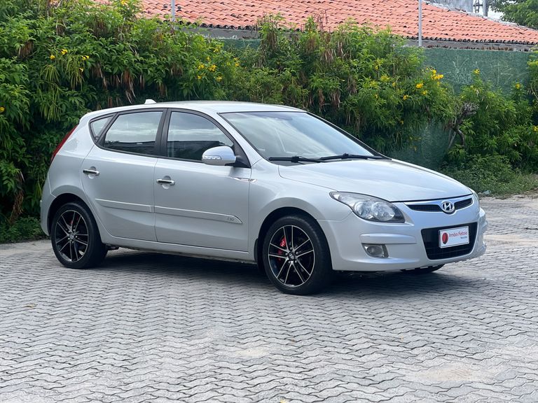 Hyundai i30 2.0 16V 145cv 5p Aut.