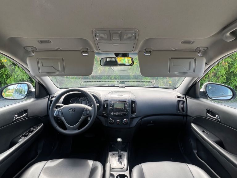 Hyundai i30 2.0 16V 145cv 5p Aut.