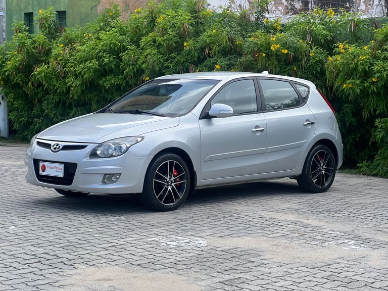 Hyundai i30 2.0 16V 145cv 5p Aut.