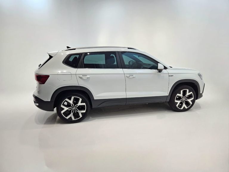 VolksWagen TAOS Highline 1.4 250 TSI Flex Aut.