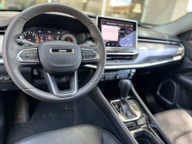 Jeep COMPASS LONG. T270 1.3 TB 4x2 Flex Aut.