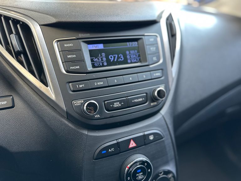 Hyundai HB20 Unique 1.0 Flex 12V Mec.