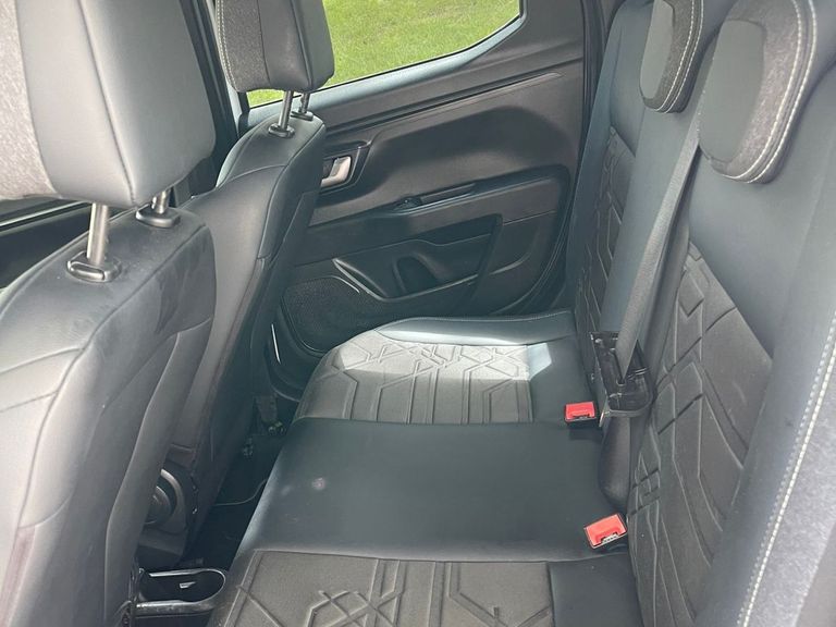 Fiat Strada Volcano 1.3 Flex 8V CD