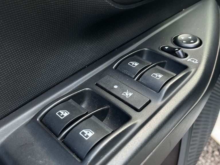 Fiat Strada Volcano 1.3 Flex 8V CD