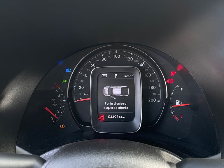 Fiat Strada Volcano 1.3 Flex 8V CD