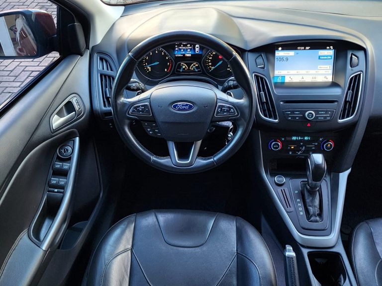 Ford Focus 2.0 16V/SE/SE Plus Flex 5p Aut.