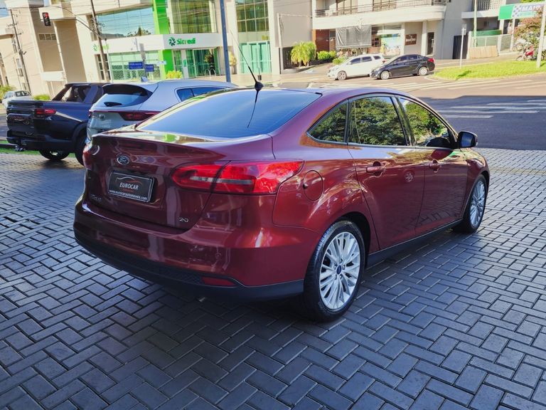 Ford Focus 2.0 16V/SE/SE Plus Flex 5p Aut.