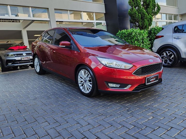 Ford Focus 2.0 16V/SE/SE Plus Flex 5p Aut.