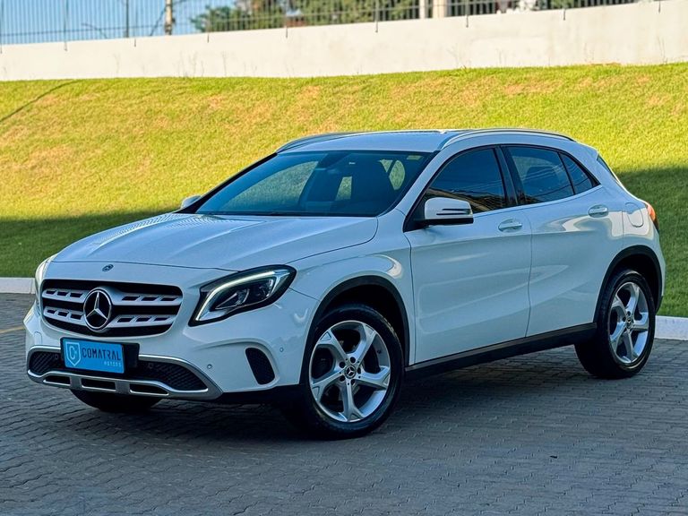 Mercedes GLA 200 Advance 1.6/1.6 TB 16V Flex Aut.