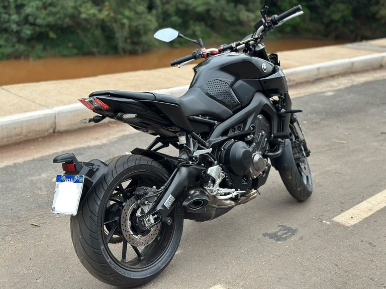 YAMAHA MT-09 850cc/ABS